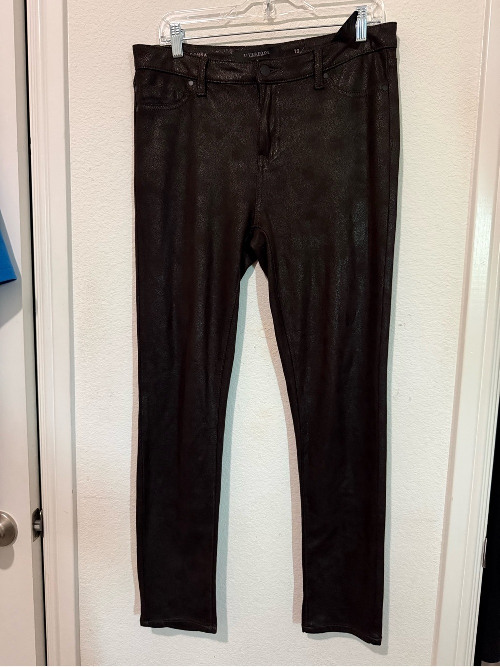 Liverpool Faux Leather Leggings in Dark Brown